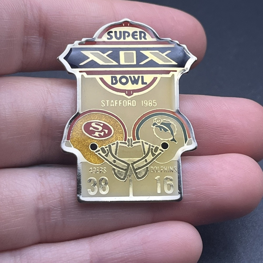 Starline Super Bowl XIX Miami Dolphins San Francisco 49ers NFL Lapel Hat Pin